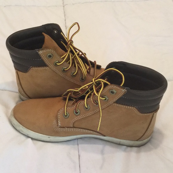 Timberland Ortholite High Top Great for Rain and Snow!! - Picture 3 of 8